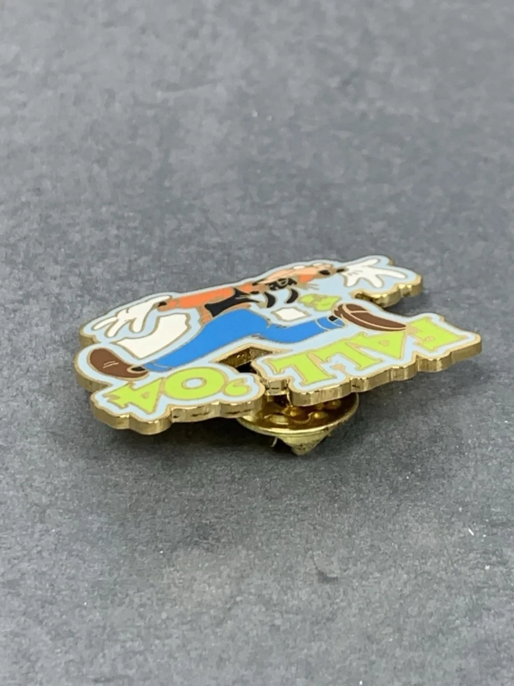 Goofy Disney Pin Cast Exclusive Disney Land Resort Seasons Fall 04 2004 LE 2000